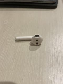 Apple AirPods 右耳　第二世代のサムネイル
