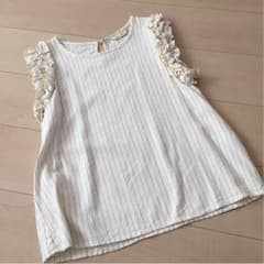 YoU様専用です♡しまむら フリルブラウス 白 ストライブのサムネイル