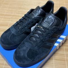 27.5 トリプルブラックGAZELLE ガゼル adidas サンバ タバコ 27.5 トリプルブラックGAZELLE ガゼル adidas サンバ タバコ 頼れる黒