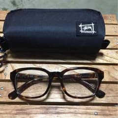値下げ！ stussy eyegearのサムネイル