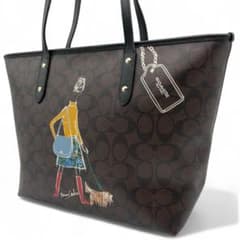 美品 COACH トートバッグ PVCレザー ブラウン 肩掛け F57542 - メルカリ