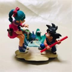 ドラゴンボールカプセル　孫悟空&ブルマのサムネイル