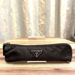 み*ぃ様 ✨希少✨PRADA プラダ ペンケース ポーチ ナイロン 三角ロゴ 本 み*ぃ様 ✨希少✨PRADA プラダ ペンケース ポーチ ナイロン 三角ロゴ