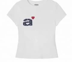 aeaeホワイト 半袖Tシャツ ロゴデザイン ハートのサムネイル