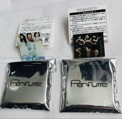 Perfume ジャケットコレクション アクリルバッジ 2種のサムネイル