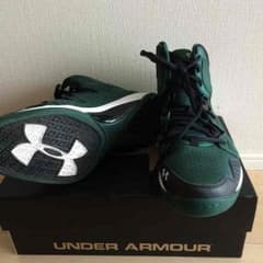 【海外限定】UNDER ARMOUR Micro G Torch 2緑/黒/白のサムネイル