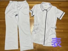 白衣 上下セット ナース服 医療用　（シミあり）のサムネイル