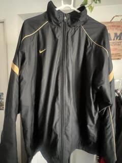 Nike ブラックナイロンジャケット XLのサムネイル