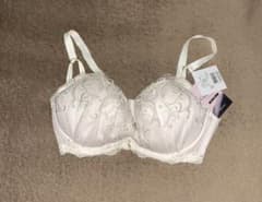 チュチュアンナ　tutuanna Glamagic ピンク ブラジャー　g70のサムネイル