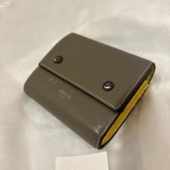 セリーヌ　三つ折り財布のサムネイル