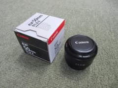 キャノン 単焦点レンズ EF 50mm f/1.8 Ⅱのサムネイル