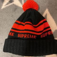 supreme ボンボン付ニット帽のサムネイル