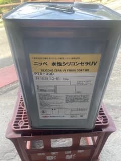 日本ペイント 水性シリコンセラUV P75-30D 15kg 艶あり　塗料のサムネイル