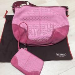 COACH シグネチャーバックのサムネイル