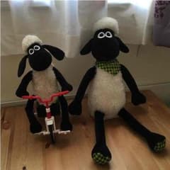 ひつじのショーン ぬいぐるみ 2点セットのサムネイル