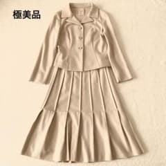極美品】シビラ セットアップ スーツ ジャケット スカート タック 圧縮