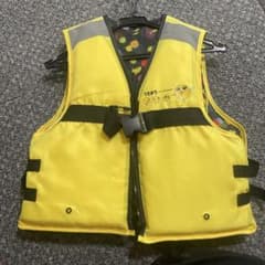 【美品】早い者勝ち！使用数２回　ライフジャケット 子供用 120-140のサムネイル