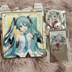 プロセカ 初音ミク 百均 色紙 アクリルスタンド 缶バッジ シークレットのサムネイル