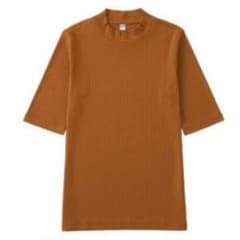 かな様専用 リブハイネックTシャツのサムネイル