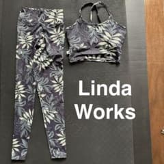 Linda Works ヨガウェア 上下セット ボタニカル柄 - メルカリ