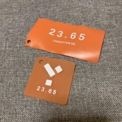 23.65の靴紐とタグのサムネイル