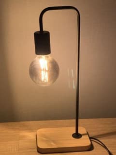 IKEA B2055 TVÅRHAND テーブルライトのサムネイル