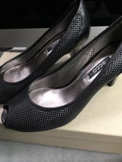 ecco エコー　パンプス 黒　サイズ37 （23.7cm)のサムネイル