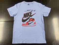 NIKE Tシャツ Mサイズ スニーカー柄のサムネイル