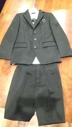 小学生 入学式スーツ 120cm ブラック ストライプのサムネイル