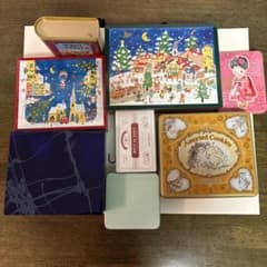 空き缶 まとめ売り 7点セット ディズニー ヨックモックのサムネイル