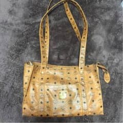 MCM バックのサムネイル