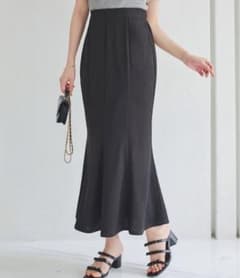 【新品未使用！】美シルエット♪マーメイドスカートのサムネイル