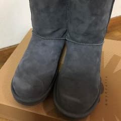 UGG正規品大阪高島屋購入のサムネイル