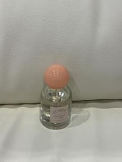 LUAFEE White Apricot オードパルファムのサムネイル
