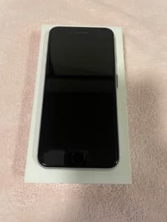 ☆iPhoneSE 第二世代☆中古 美品のサムネイル