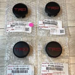 Rinnana様専用　ホイルセンターキャップ TRD オフロードパッケージのサムネイル