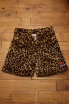 BUTTSTAIN TONYALVA ハーフパンツのサムネイル