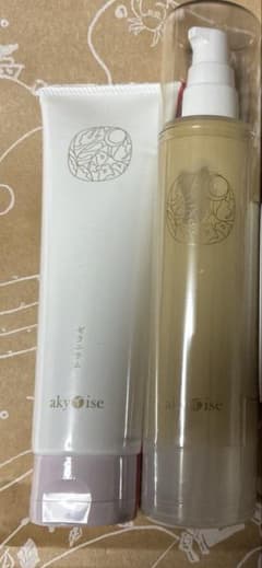 【新品！】あきゅらいず 秀くりーむ 大100g ２本セット　メルカリ便　しっとり 新品未開封】あきゅらいず 大 2点とおまけ - メルカリ