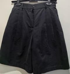 ブラック ショートパンツのサムネイル