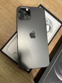 iPhone12 pro 128 GB SIMフリー (初期化済み)のサムネイル
