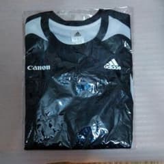 アディダスTシャツのサムネイル