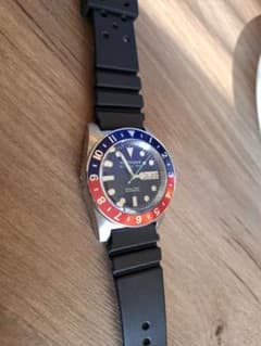 NETHUNS SCUBA 500 DUAL-TIME 自動巻き腕時計のサムネイル