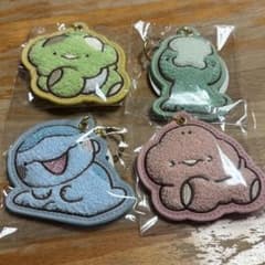 恐竜はじめました もこもこサガラ刺繍キーホルダー 全4種セット