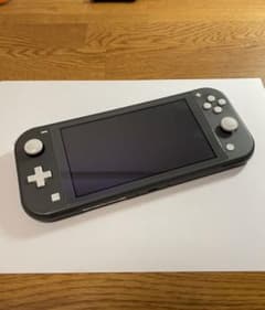 Nintendo Switch Lite ニンテンドースイッチライト　本体のサムネイル
