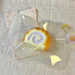 スクイーズ ロールケーキ型 イエローD-01のサムネイル