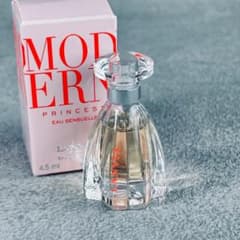 ランバン モダン プリンセス オーセンシュエル オードトワレ 4.5ml