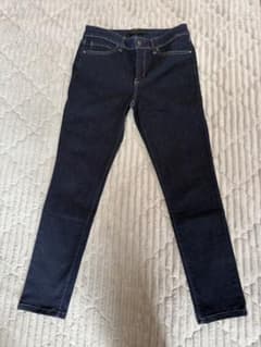 美品⭐︎UNIQLO ウルトラストレッチジーンズ　28（71cm）のサムネイル