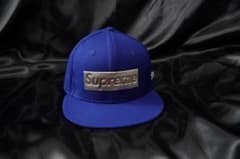 Supreme × Newera メタルプレートボックスロゴキャップのサムネイル