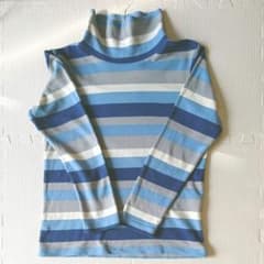 ぐるぐる様専用 UNIQLOタートルネック ロンT 140㎝のサムネイル