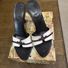 GUCCI ホワイト ブラック ミュール 約10cmヒールのサムネイル